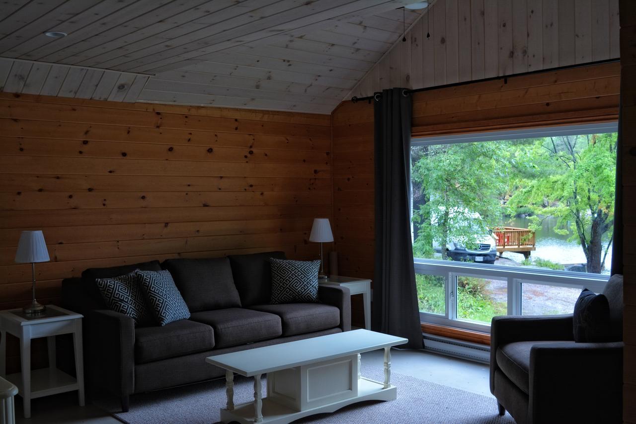 Lakair Lodgeサドバリー エクステリア 写真